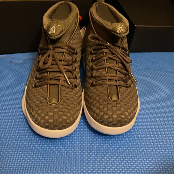 Air Jordan 15 Olive Green/ PSNY size 9.5 brandnew - Picture 8 of 16